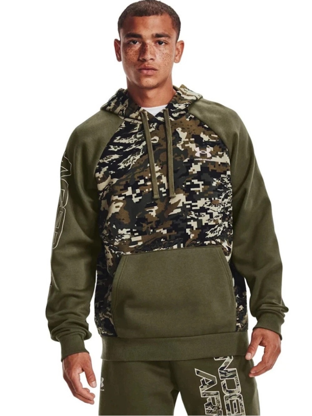 Under Armour Men’s Olive Green Camo Raglan Pullover Hoodie